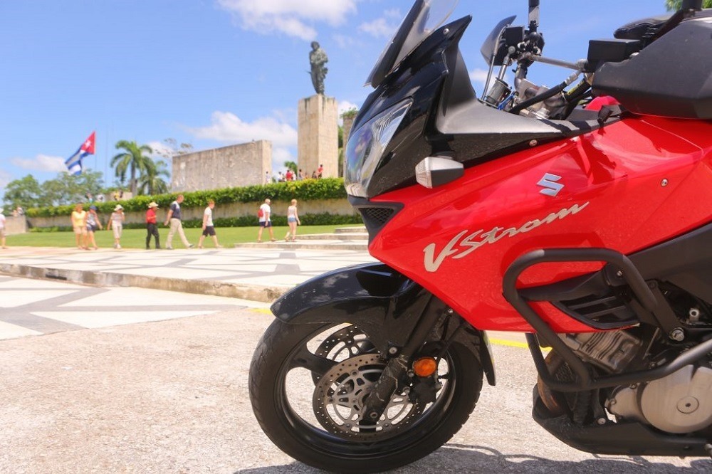 tour cuba by motorcycle with Christopher Baker