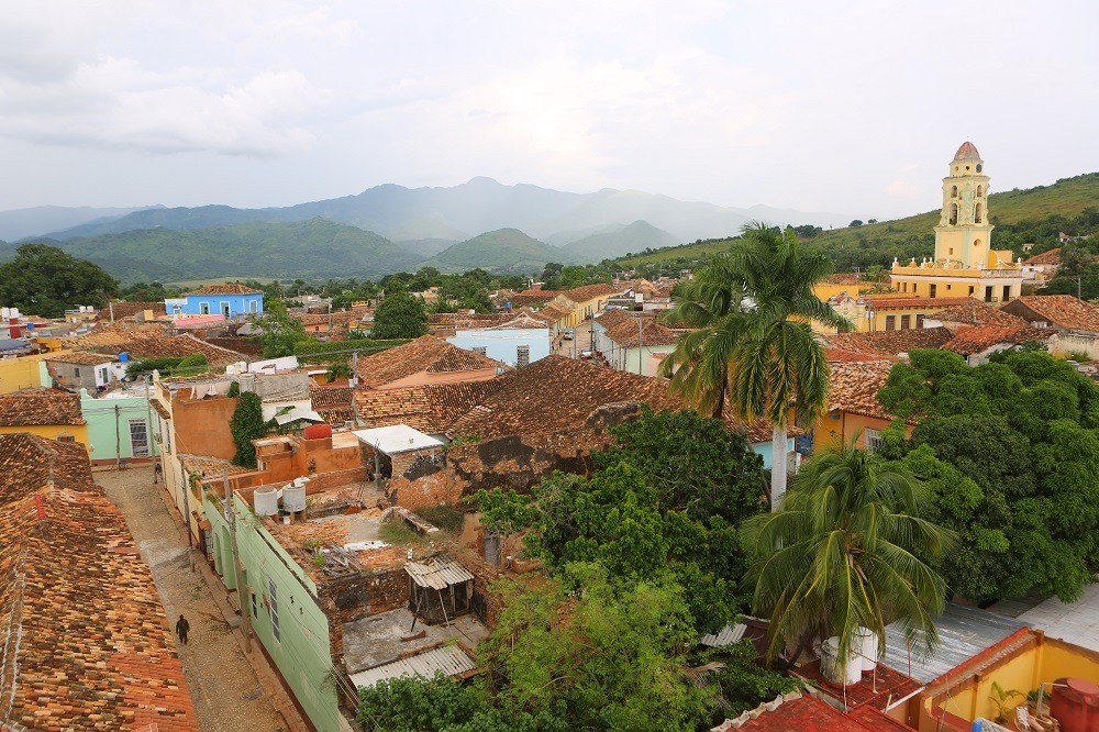 tour Cuba by motorcycle