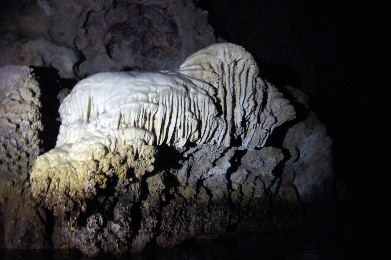 Tomolol Cave Indonesia