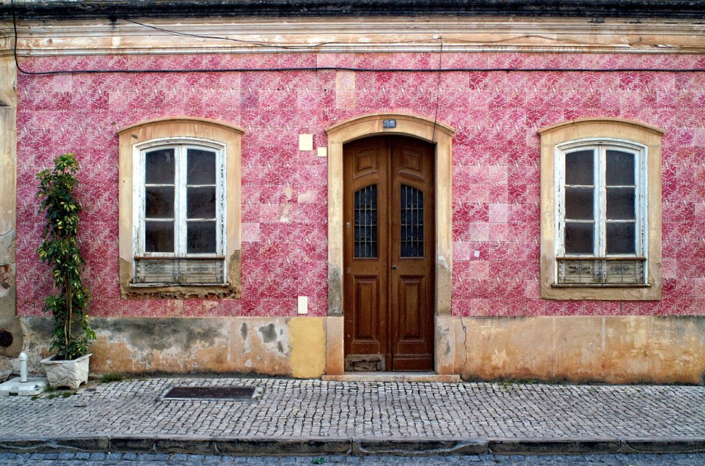 homestays in portugal