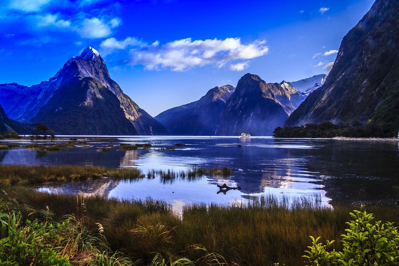 New Zealand attractions Mitre Peak Milford Sound 